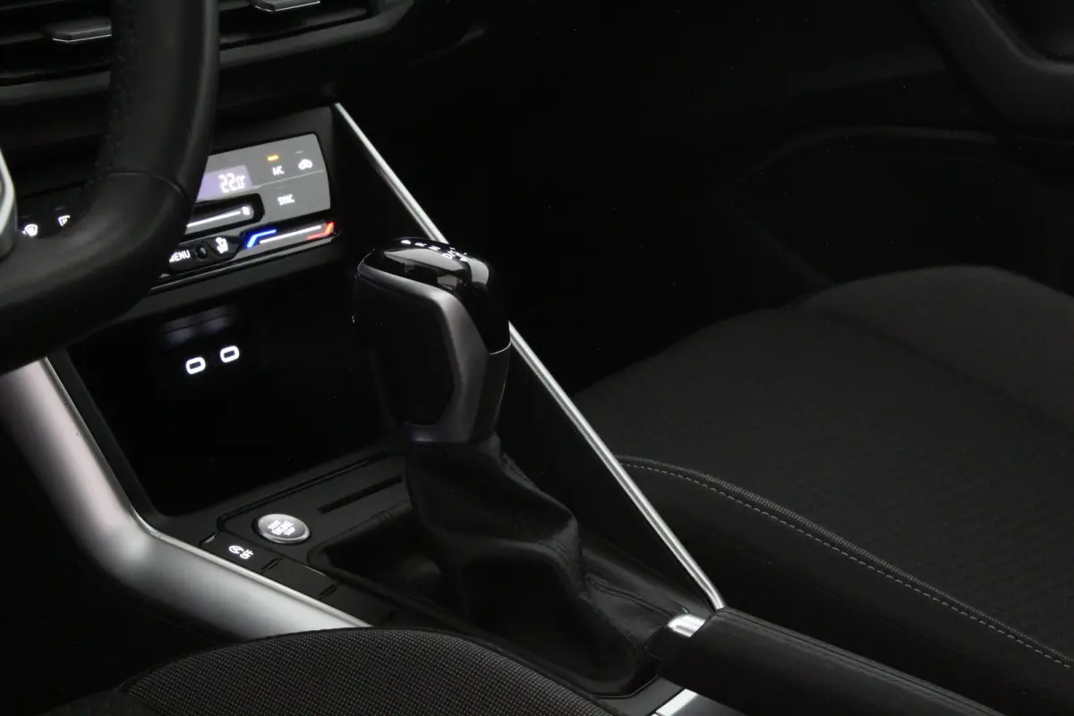 1.0 TSI Life Edition Automaat/Camera/Panorama schuifdak/navigatie...