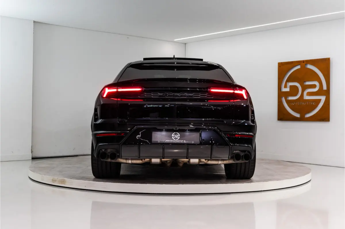 4.0 V8 Hybrid 800PK | Ad Personam | Nero Helene | Nero Ade/Arancio Leoni | Bang&Olufsen 3D | Ceramic | Service Package 5YR | 3YR Warrenty | VOL