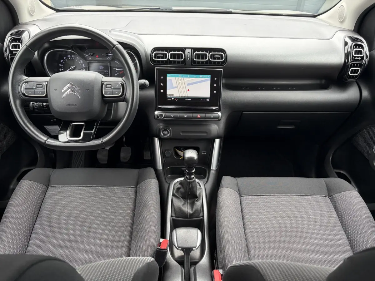 1.2 PureTech S&S Shine ✓1e Eigenaar✓D-riem vv 07-2025✓360° Camera✓Navi✓Carplay✓Net beurt gehad✓Keyless✓17'' Lmv✓Rijstrooksensor✓110pk✓Pdc V+A✓6 Bak✓N.A.P✓Apk tot