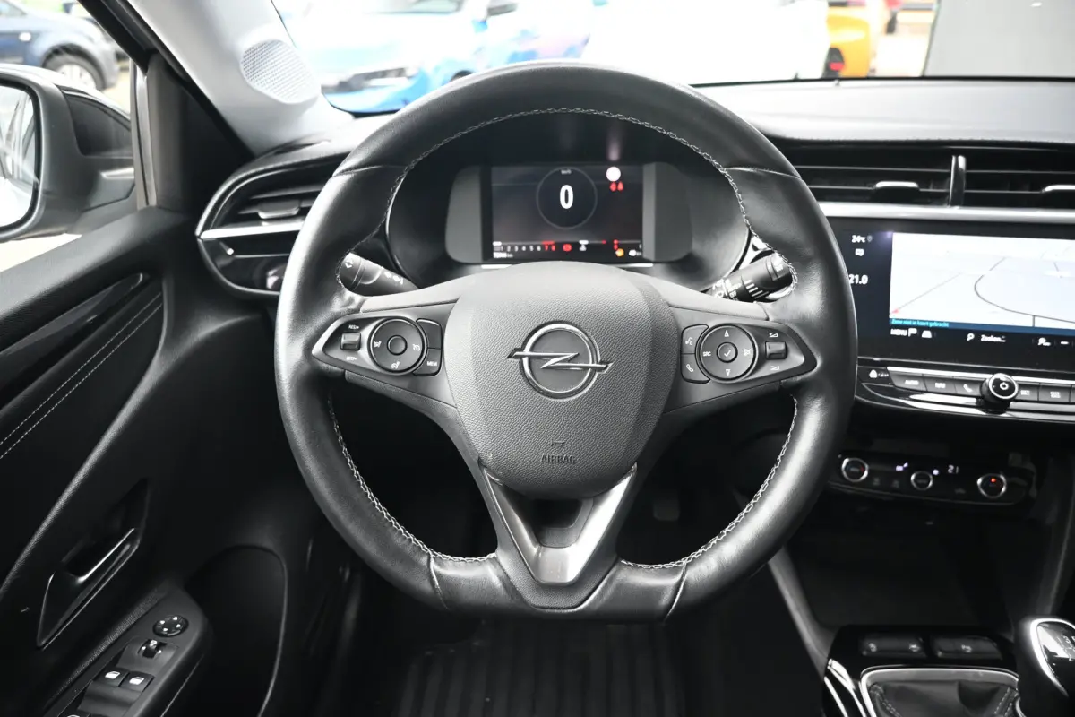 1.2 Elegance 100pk | Premium Pakket | Dealeronderhouden | 1e Eigenaar | Navigatie | Keyless-Entry | Achteruitrijcamera | !!