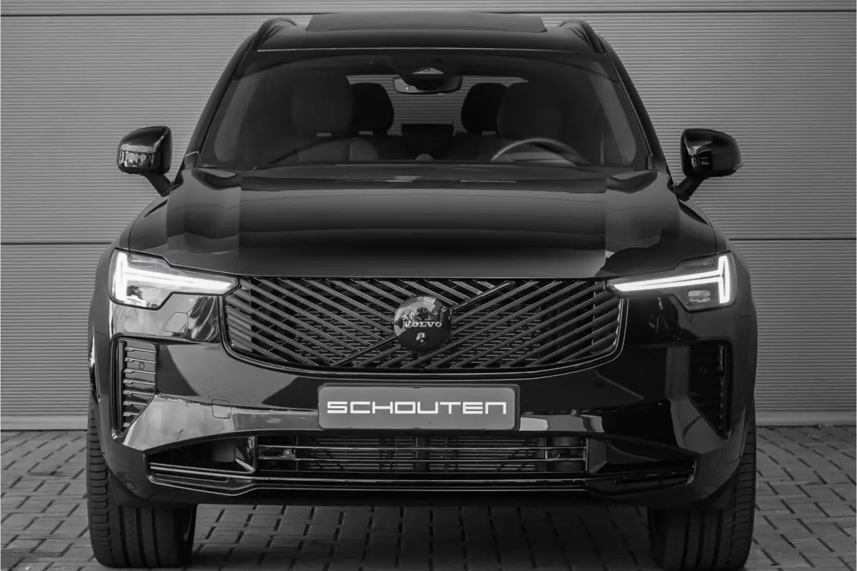 2.0 T8 Plug-in AWD Ultra Black 7p Model 2027 B&W Pano Massage Stoelventilatie Trekhaak