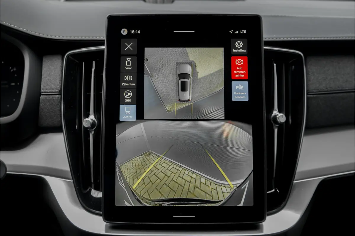 2.0 T8 Plug-in AWD Ultra Black 7p Model 2027 B&W Pano Massage Stoelventilatie Trekhaak
