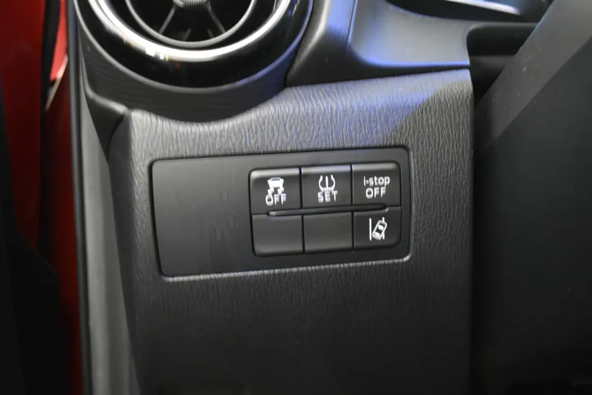 1.5 Skyactiv-G GT-M Navigatie Stoel Verwarming Cruise Climate