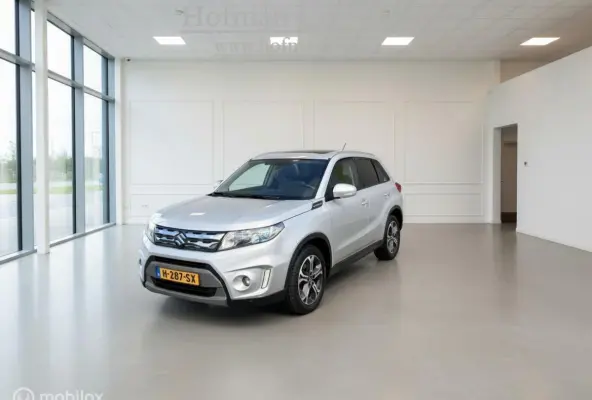 1.6 High Executive | Pano schuifdak | Trekhaak | Half Leder | Zeer compleet