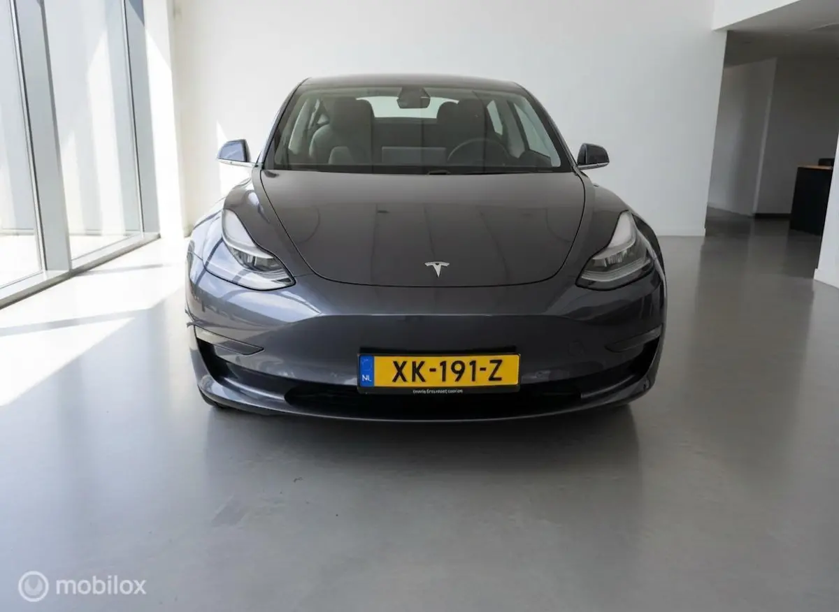 Performance AWD 75 kWh | SOH 81% | 463 pk | 136.603 km | 20" | Premium