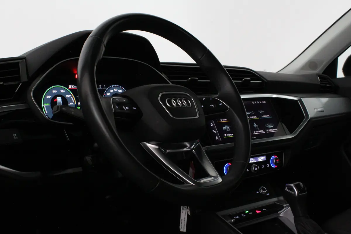 45 TFSI e Edition > 245pk/Plug-in Hybride/18inch/Mythos Black/MMI Navigation Plus