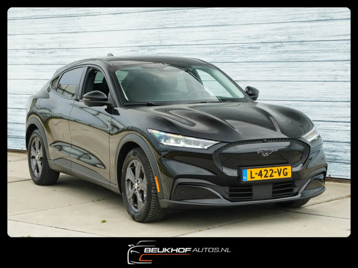 RWD 75 kWh Leer Carplay B&O Camera
