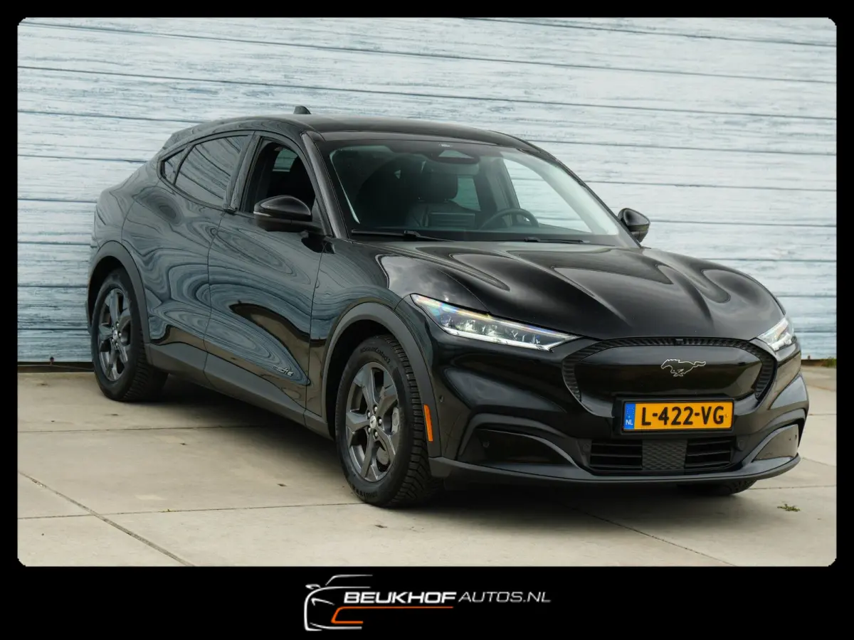 RWD 75 kWh Leer Carplay B&O Camera