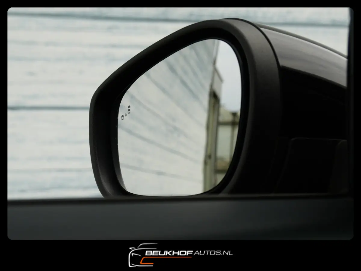 RWD 75 kWh Leer Carplay B&O Camera