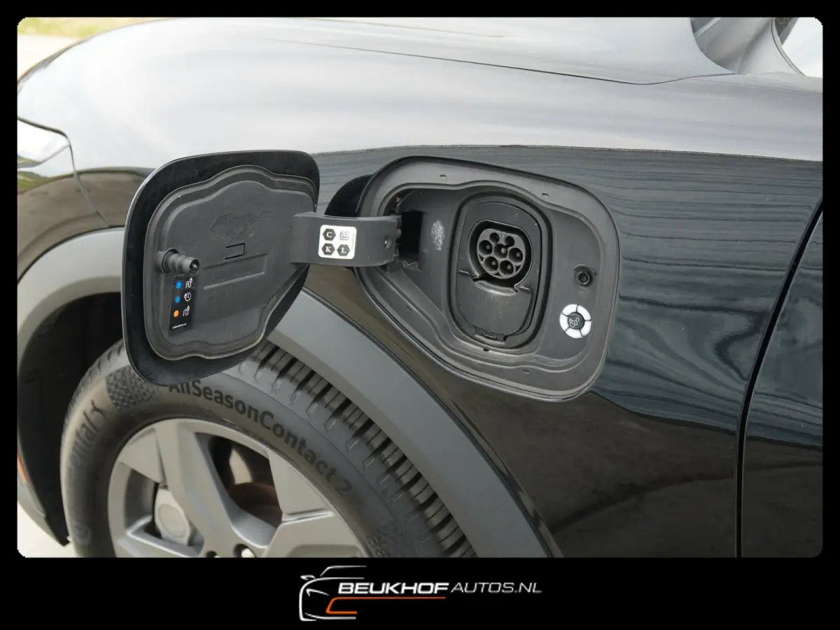 RWD 75 kWh Leer Carplay B&O Camera