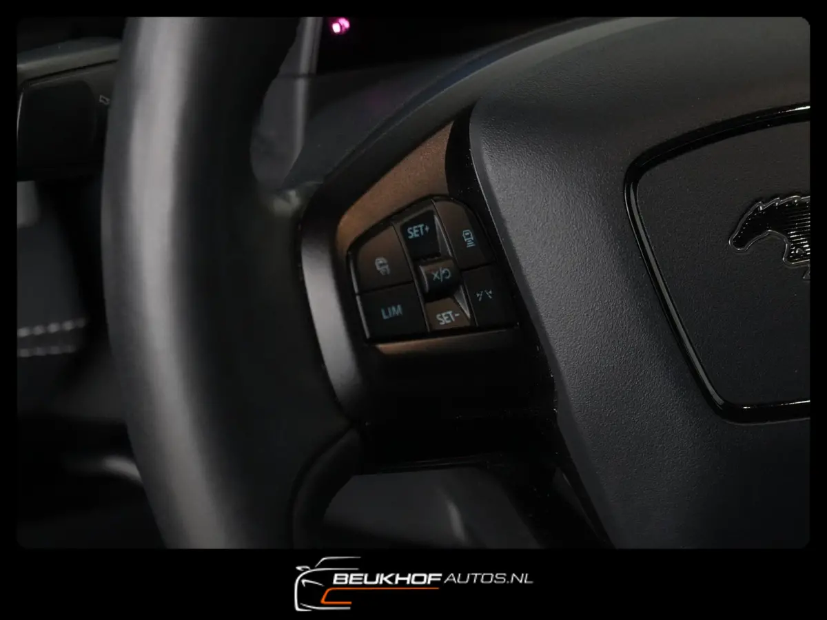 RWD 75 kWh Leer Carplay B&O Camera