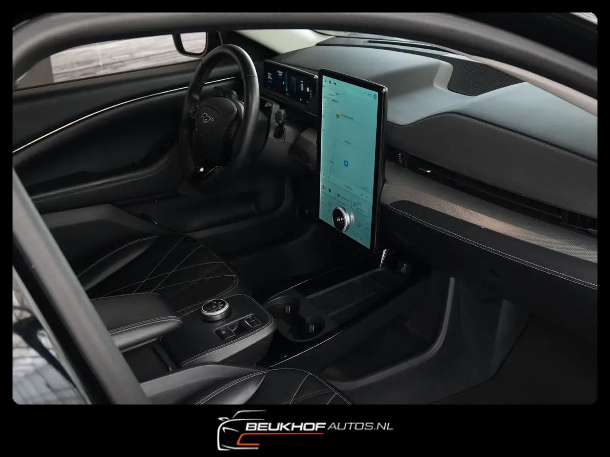 RWD 75 kWh Leer Carplay B&O Camera