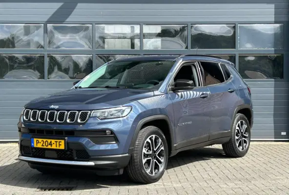 4xe 240 PLUG-IN HYBRID LIMITED I WINTERPAKKET I P-CAMERA I APPLE CARPLAY I ADAPTIVE CRUISE CONTROL