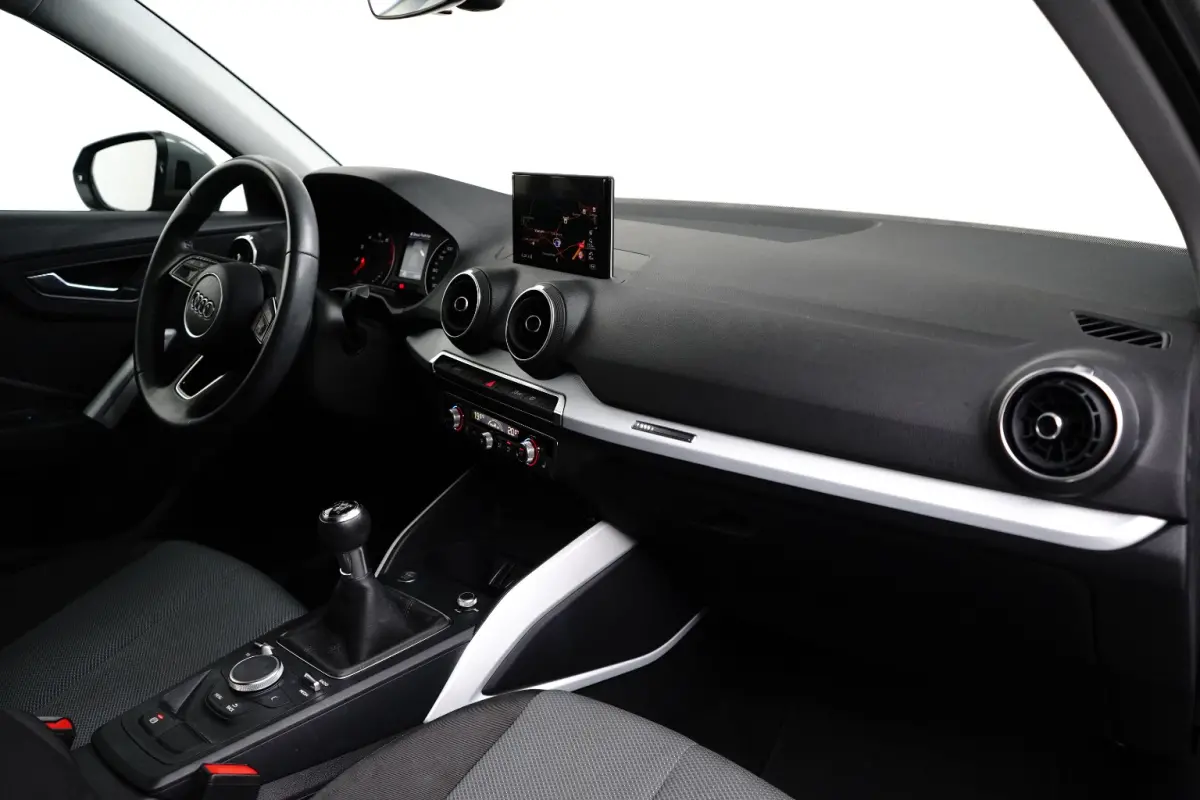 30 TFSI S Edition | Elektr glazen panorama-dak | Keyless entry/start | Stoelverwarming | Dodehoek detectie | Elektr achterklep |DAB | LED | Navi | 18"LMV
