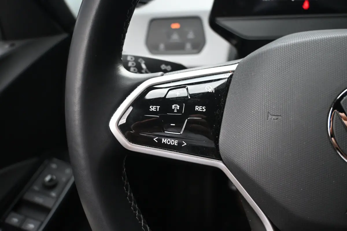 Pro Edition 58 kWh 89,3%SOH! | Navigatie | Achteruitrijcamera | Adaptive Cruise | Stoelverwarming | !!