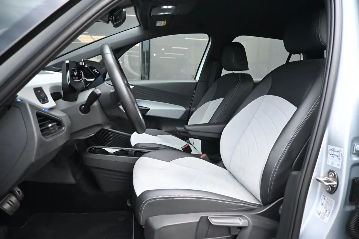 Pro Edition 58 kWh 89,3%SOH! | Navigatie | Achteruitrijcamera | Adaptive Cruise | Stoelverwarming | !!