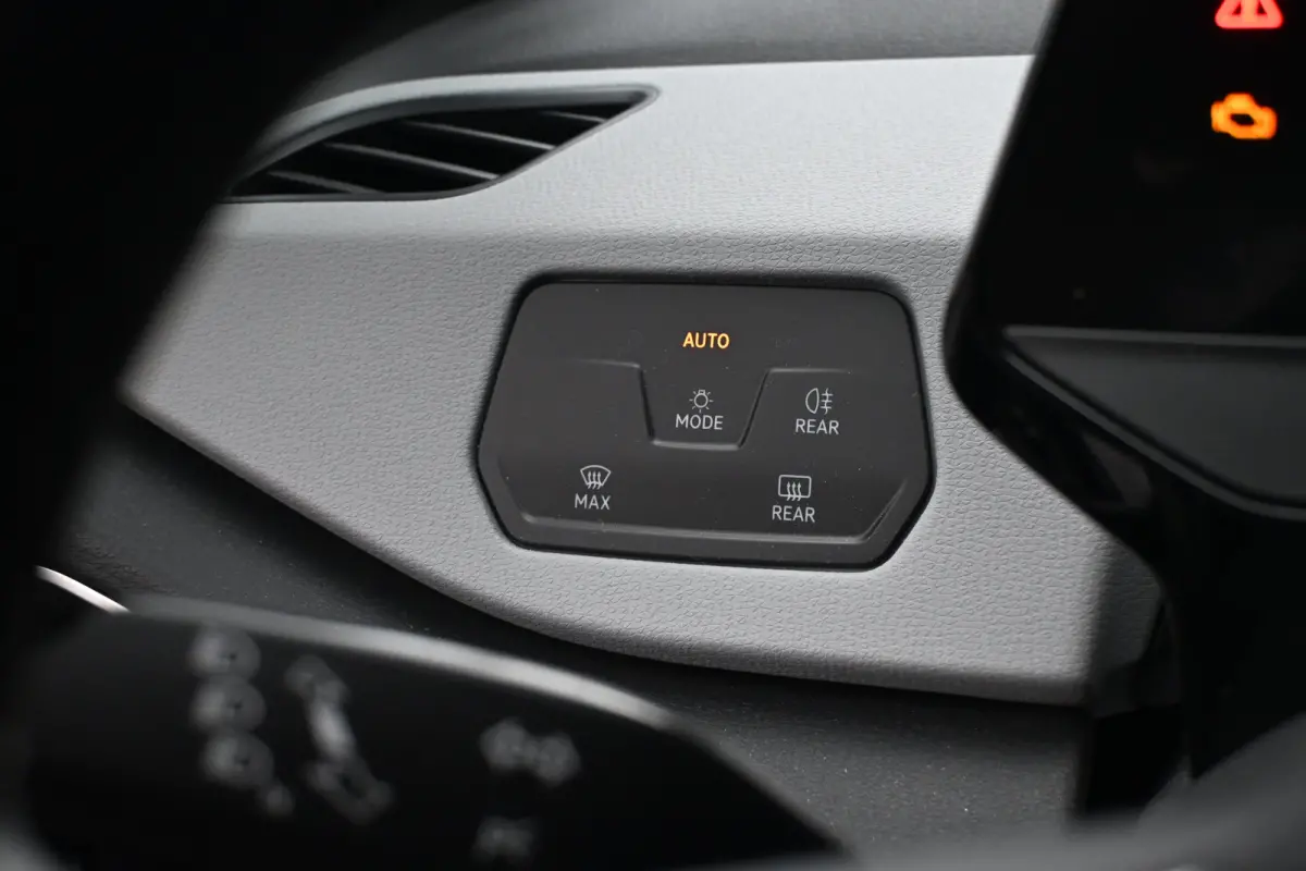 Pro Edition 58 kWh 89,3%SOH! | Navigatie | Achteruitrijcamera | Adaptive Cruise | Stoelverwarming | !!