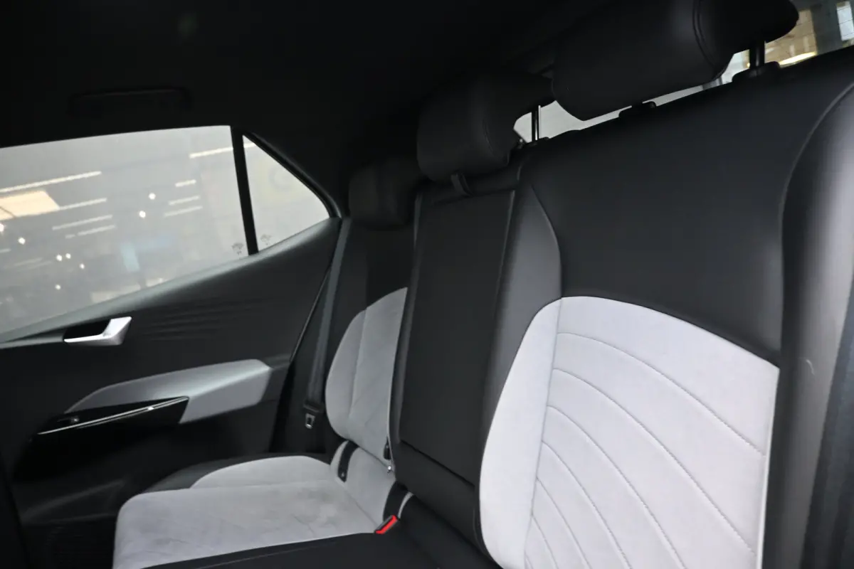 Pro Edition 58 kWh 89,3%SOH! | Navigatie | Achteruitrijcamera | Adaptive Cruise | Stoelverwarming | !!