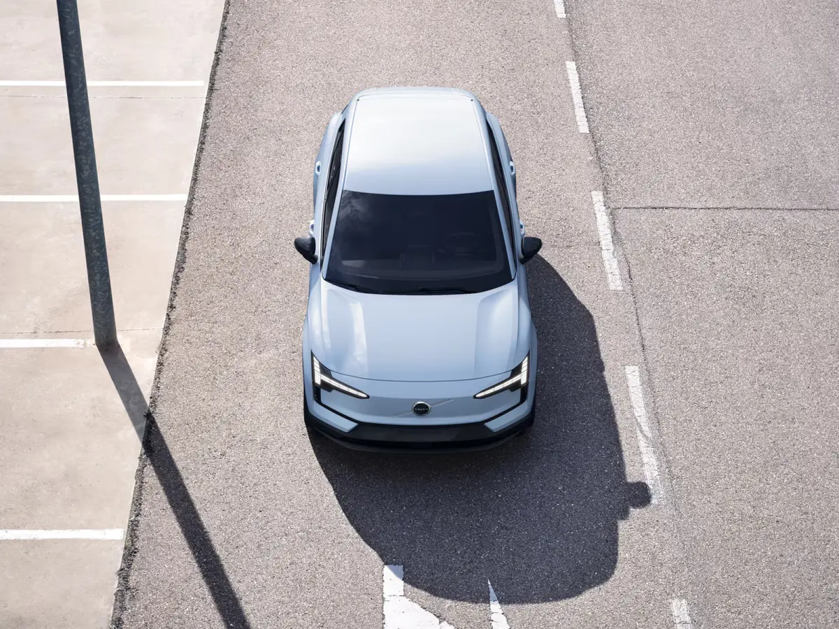 P3 Long Range Plus Europa 69 kWh | Parkeercamera | Harman Kardon | Stoel- en stuurverwarming | Elektrische stoelen