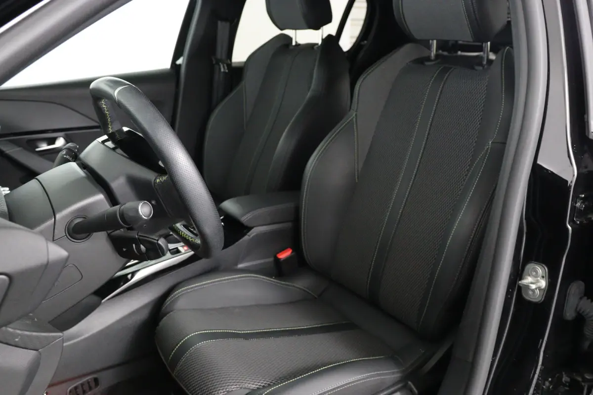 EV GT 51 kWh | 1e Eigenaar! | Dealer Onderhouden! | Sfeerverlichting | Clima | LED | Camera Keyless | Half Leder | DAB | Sfeerverlichting
