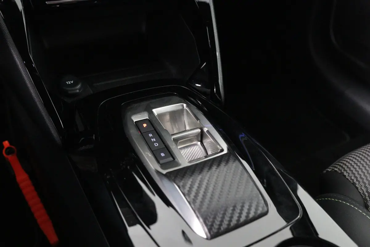 EV GT 51 kWh | 1e Eigenaar! | Dealer Onderhouden! | Sfeerverlichting | Clima | LED | Camera Keyless | Half Leder | DAB | Sfeerverlichting