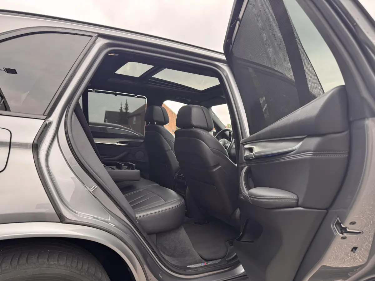 xDrive40e iPerformance M Sport Edition / Pano / Navi / Garantie / HUD / 360 Camera / SOH 93/