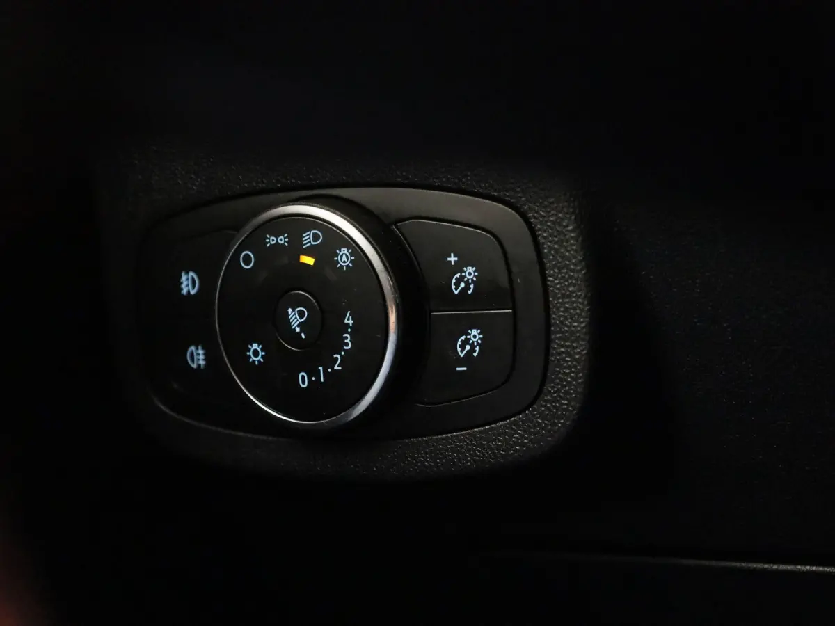 1.0 EcoBoost Hybrid ST-Line X NAVIGATIE | APPLE CARPLAY | CRUISE | CLIMA | DAB | KEYLESS | B&O | CAMERA | PDC | 12 MAANDEN BOVAG GARANTIE |