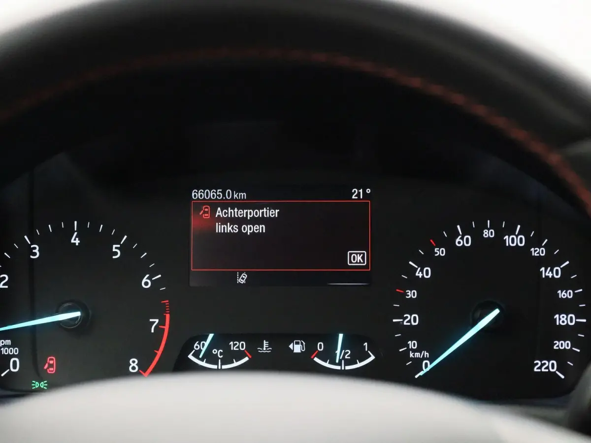 1.0 EcoBoost Hybrid ST-Line X NAVIGATIE | APPLE CARPLAY | CRUISE | CLIMA | DAB | KEYLESS | B&O | CAMERA | PDC | 12 MAANDEN BOVAG GARANTIE |