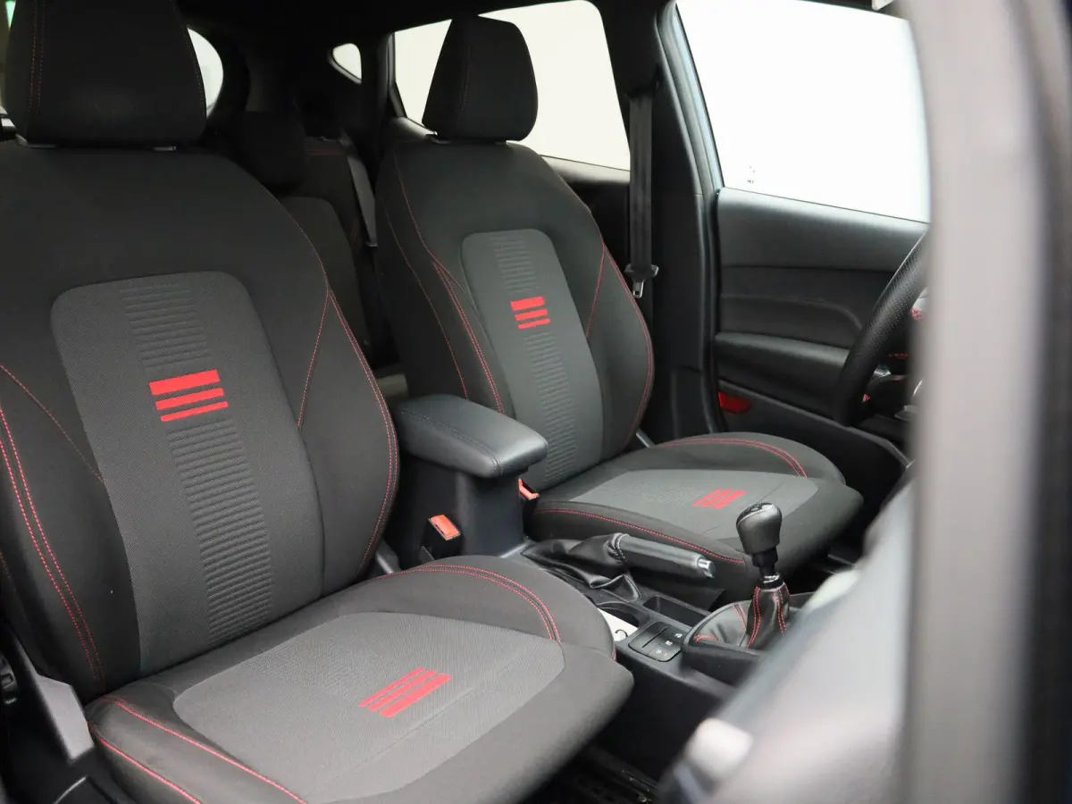 1.0 EcoBoost Hybrid ST-Line X NAVIGATIE | APPLE CARPLAY | CRUISE | CLIMA | DAB | KEYLESS | B&O | CAMERA | PDC | 12 MAANDEN BOVAG GARANTIE |