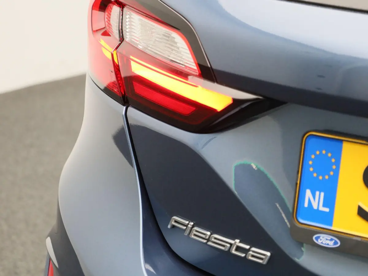 1.0 EcoBoost Hybrid ST-Line X NAVIGATIE | APPLE CARPLAY | CRUISE | CLIMA | DAB | KEYLESS | B&O | CAMERA | PDC | 12 MAANDEN BOVAG GARANTIE |