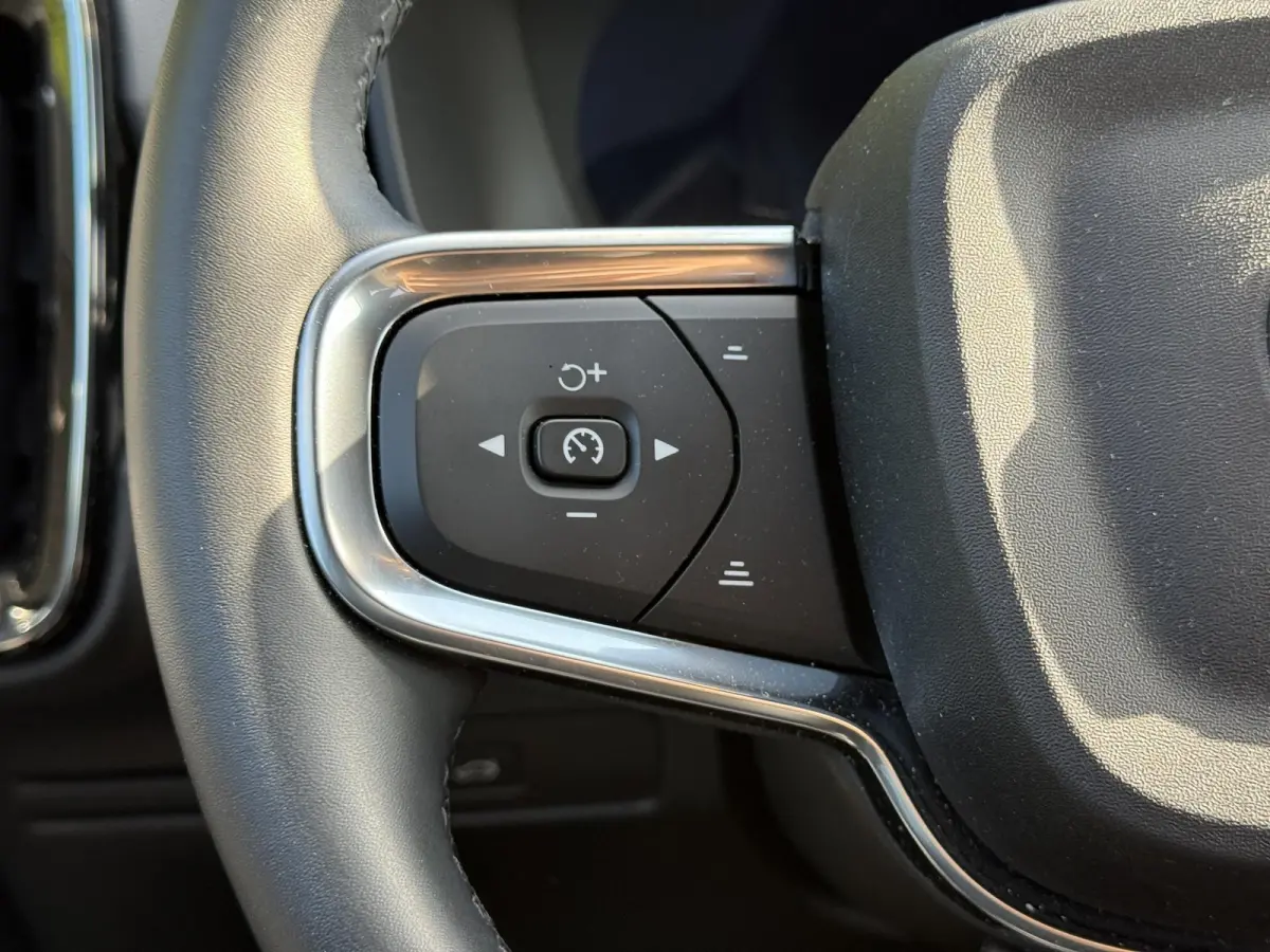 Single Motor Extended Range Plus Europa | Stuur & stoel verwarming | BLIS | Keyless | Harman kardon audio |