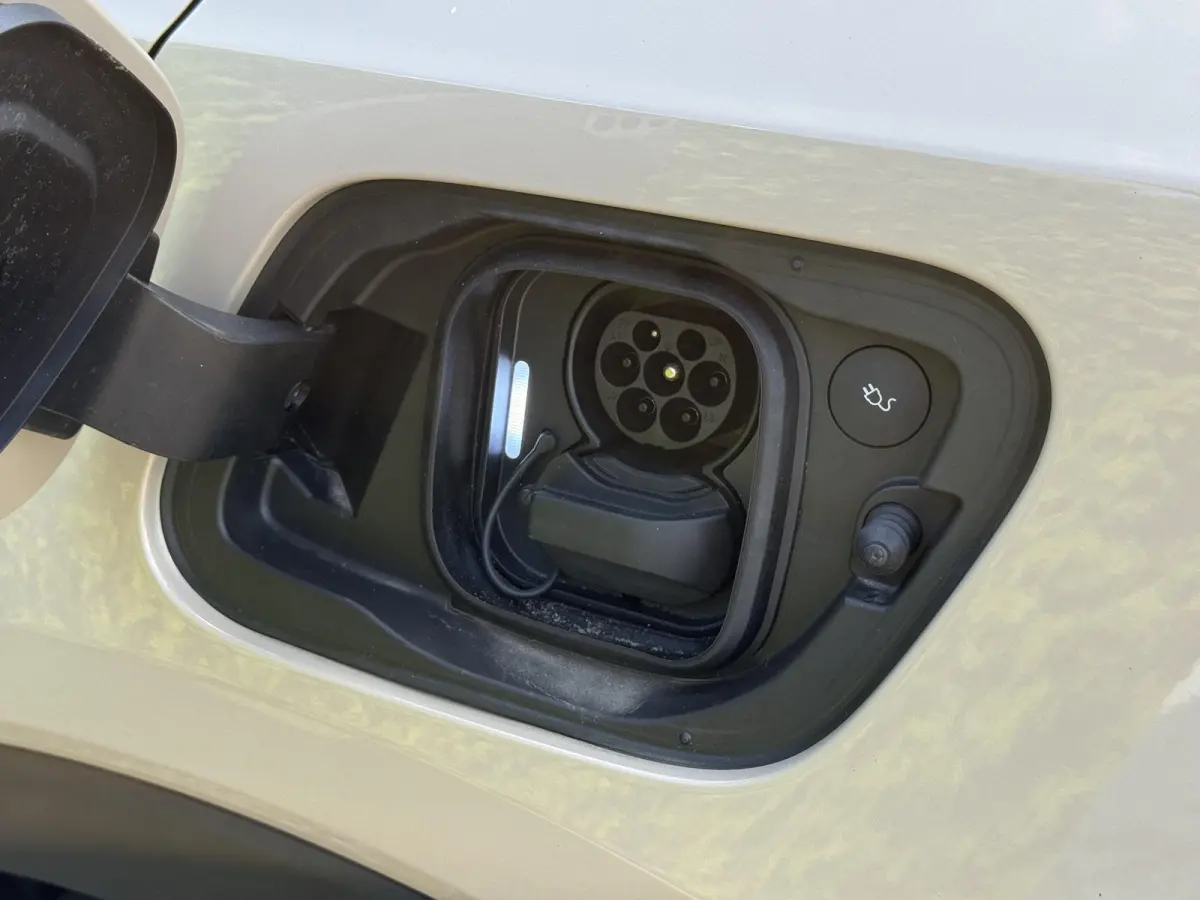 Single Motor Extended Range Plus Europa | Stuur & stoel verwarming | BLIS | Keyless | Harman kardon audio |