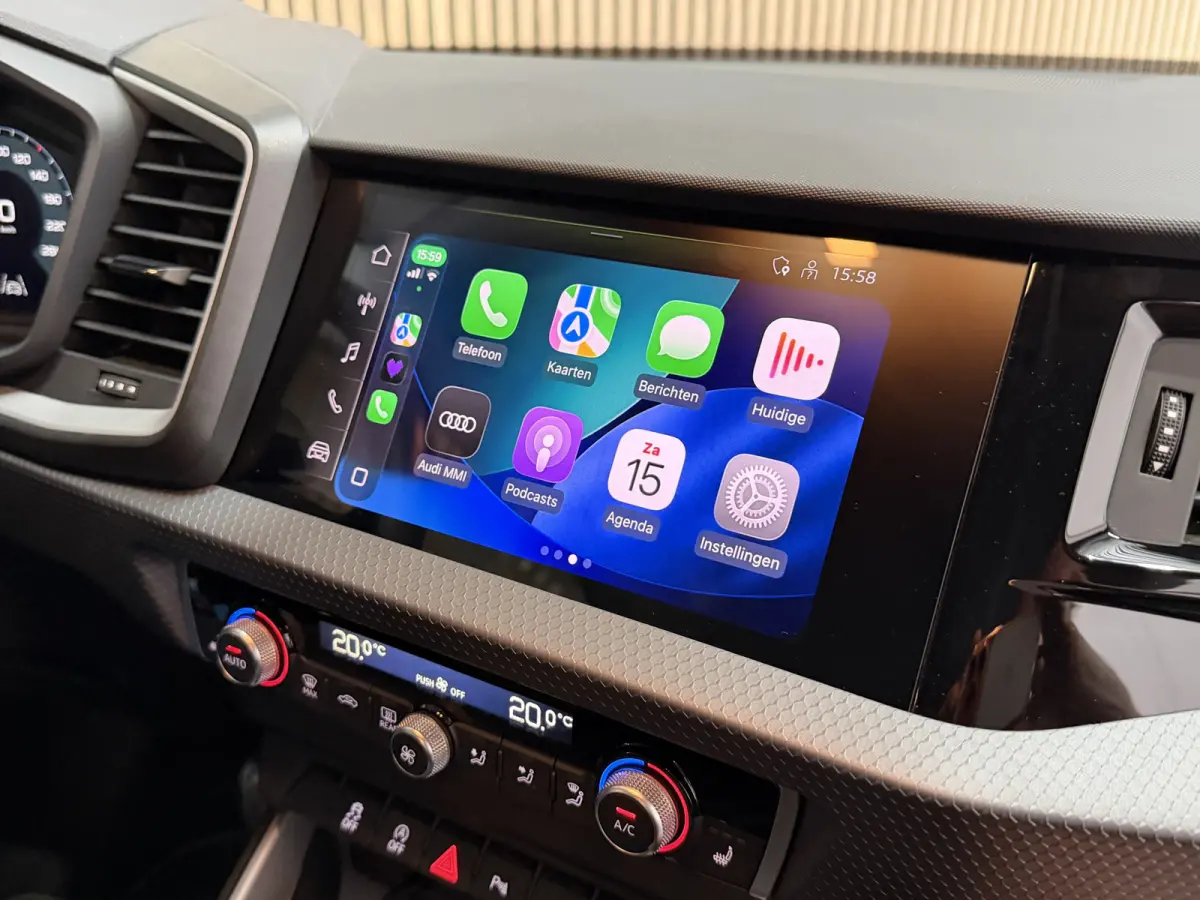 30 TFSI Advanced edition | Carplay Navi | Led | Digitaal Inst | Stoelverwarming | Clima | Keurig nette Audi A1