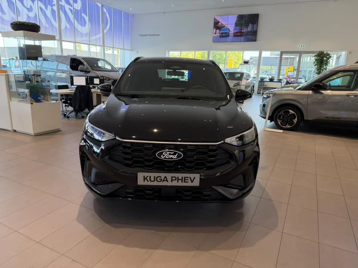 2.5 PHEV ST-Line | ELEKTRISCH WEGKLAPBARE TREKHAAK | VERWARMBARE VOORSTOELEN | VERWARMBARE VOORRUIT | VERWARMBAAR STUUR | KEYLESS ENTRY | ALL WEATHER BANDEN