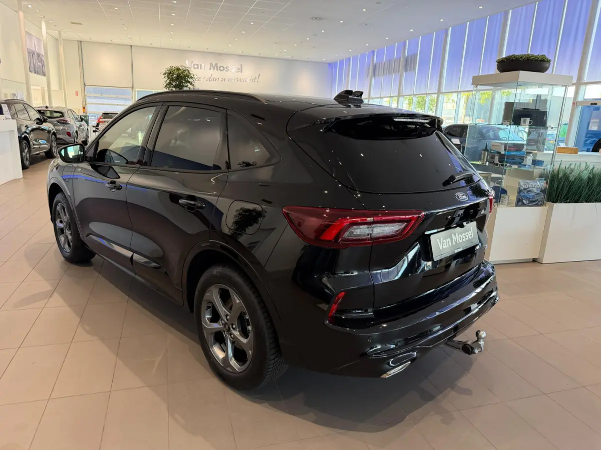 2.5 PHEV ST-Line | ELEKTRISCH WEGKLAPBARE TREKHAAK | VERWARMBARE VOORSTOELEN | VERWARMBARE VOORRUIT | VERWARMBAAR STUUR | KEYLESS ENTRY | ALL WEATHER BANDEN
