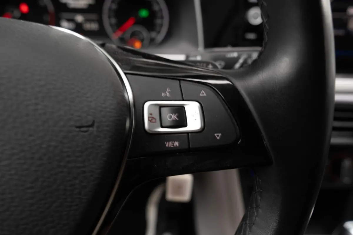1.0 TSI Highline | Stoelverwarming | Navigatie | Cruise