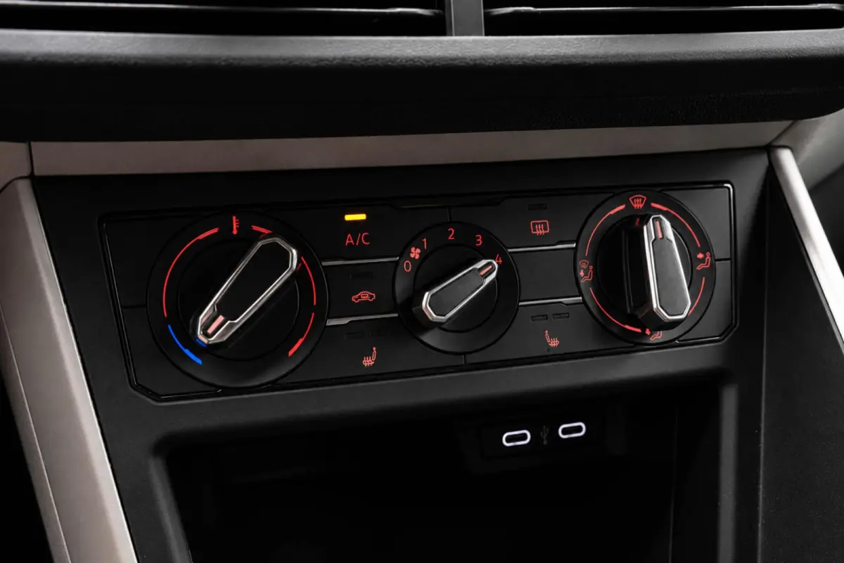 1.0 TSI Highline | Stoelverwarming | Navigatie | Cruise