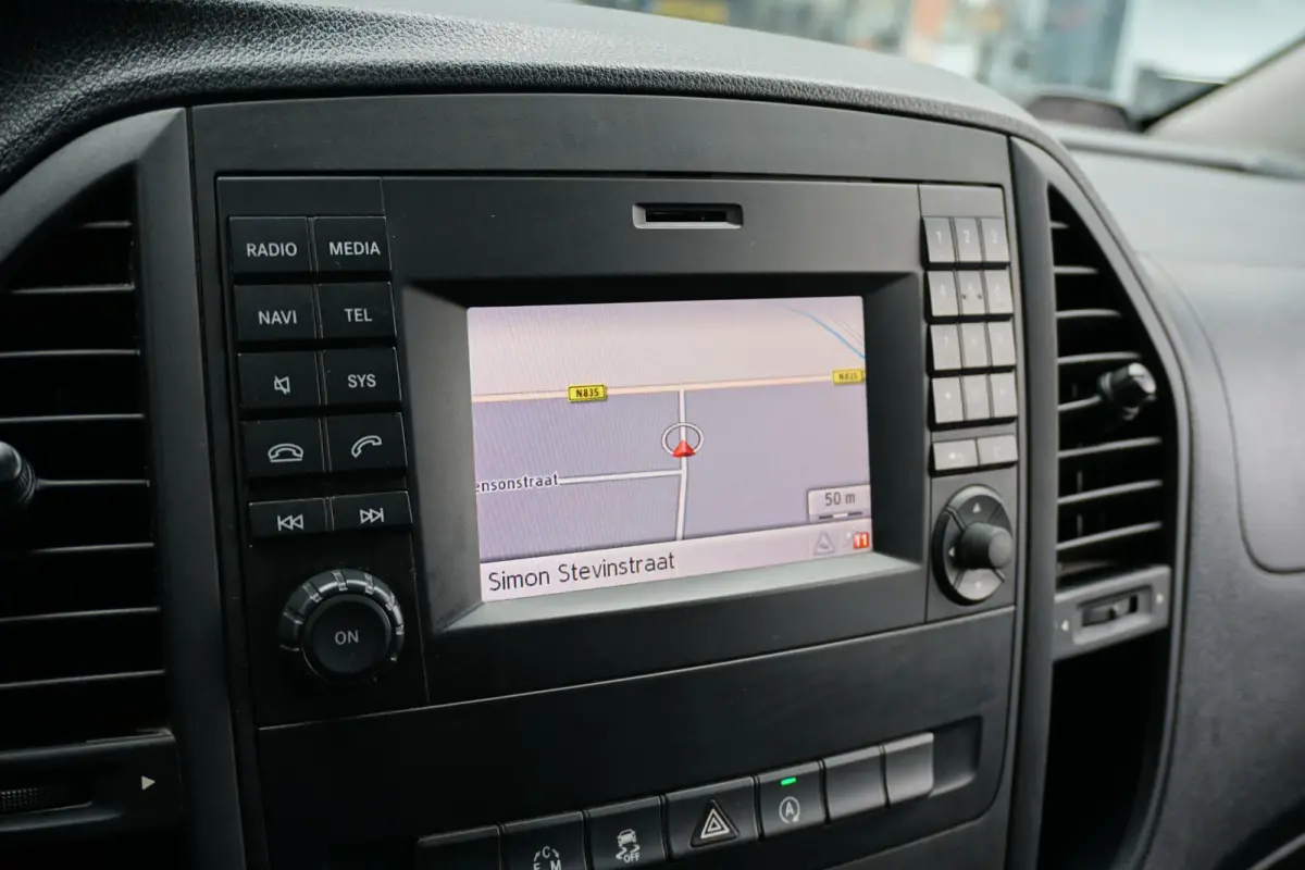 114 CDI AUT. +  EURO6 / CAMERA / TREKHAAK 2500 KG / NAVIGATIE / CRUISE CONTROL