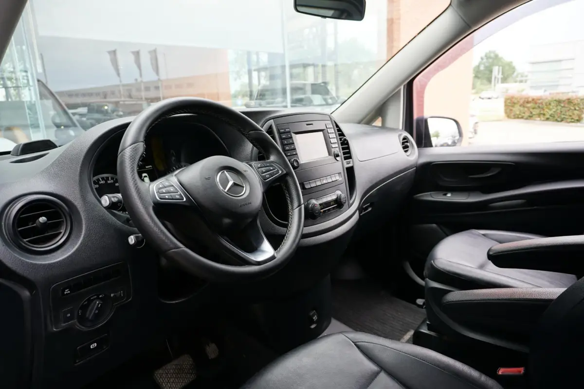 114 CDI AUT. +  EURO6 / CAMERA / TREKHAAK 2500 KG / NAVIGATIE / CRUISE CONTROL