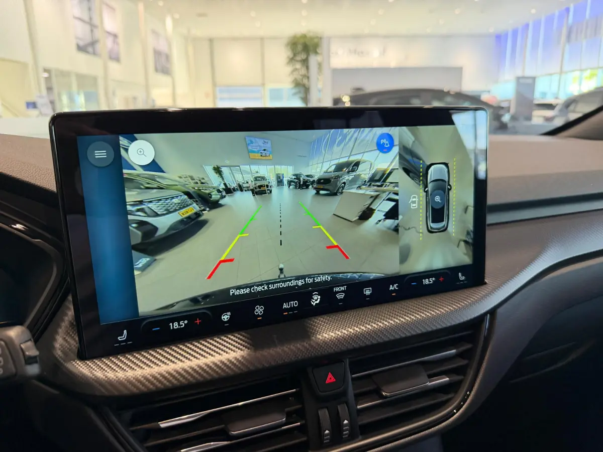 2.5 PHEV ST-Line X | ELEKTRISCH WEGKLAPBARE TREKHAAK | VERWARMBARE STOELEN | VERWARMBAAR STUUR | VERWARMBARE VOORRUIT | KEYLESS ENTRY | ALL WEATHER BANDEN |