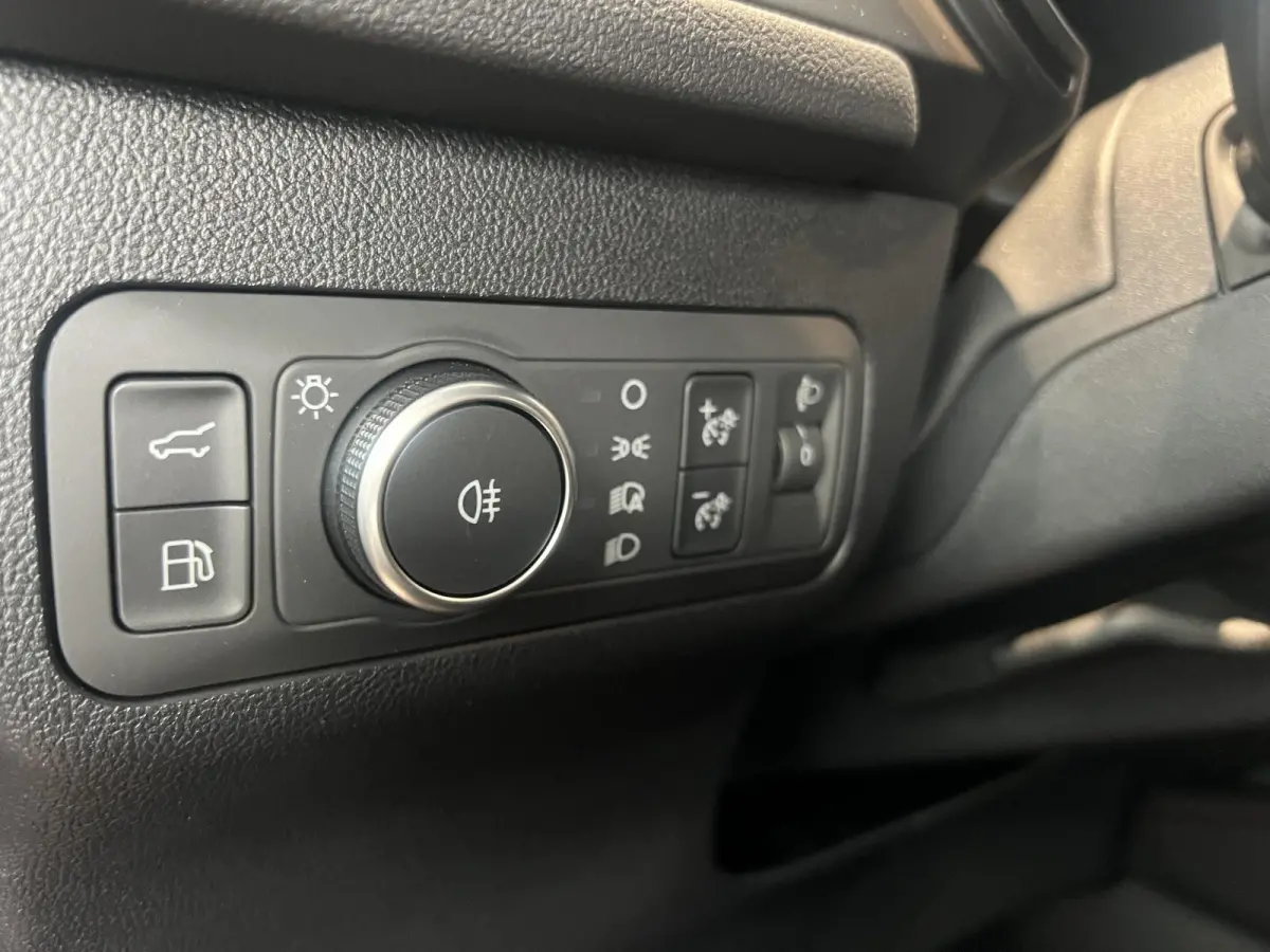 2.5 PHEV ST-Line X | ELEKTRISCH WEGKLAPBARE TREKHAAK | VERWARMBARE STOELEN | VERWARMBAAR STUUR | VERWARMBARE VOORRUIT | KEYLESS ENTRY | ALL WEATHER BANDEN |