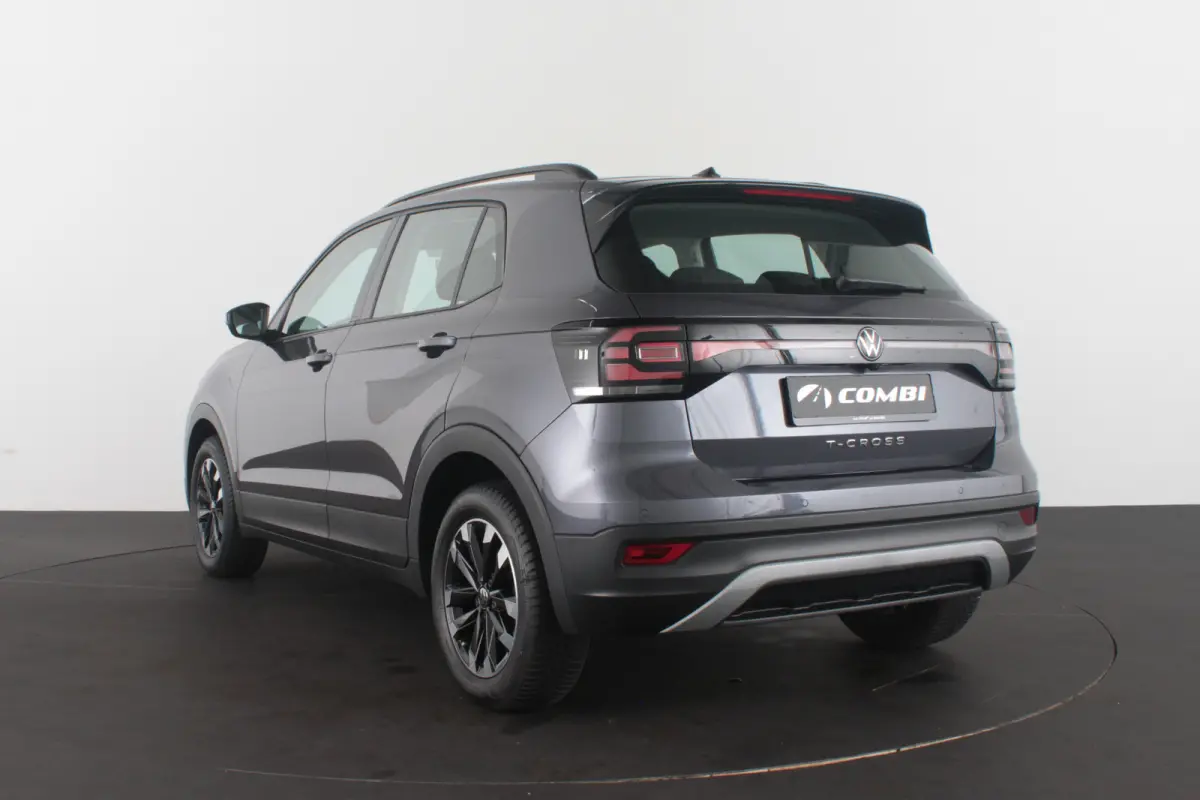 1.0 TSI Life > Camera/Smoky Gray/All season banden...