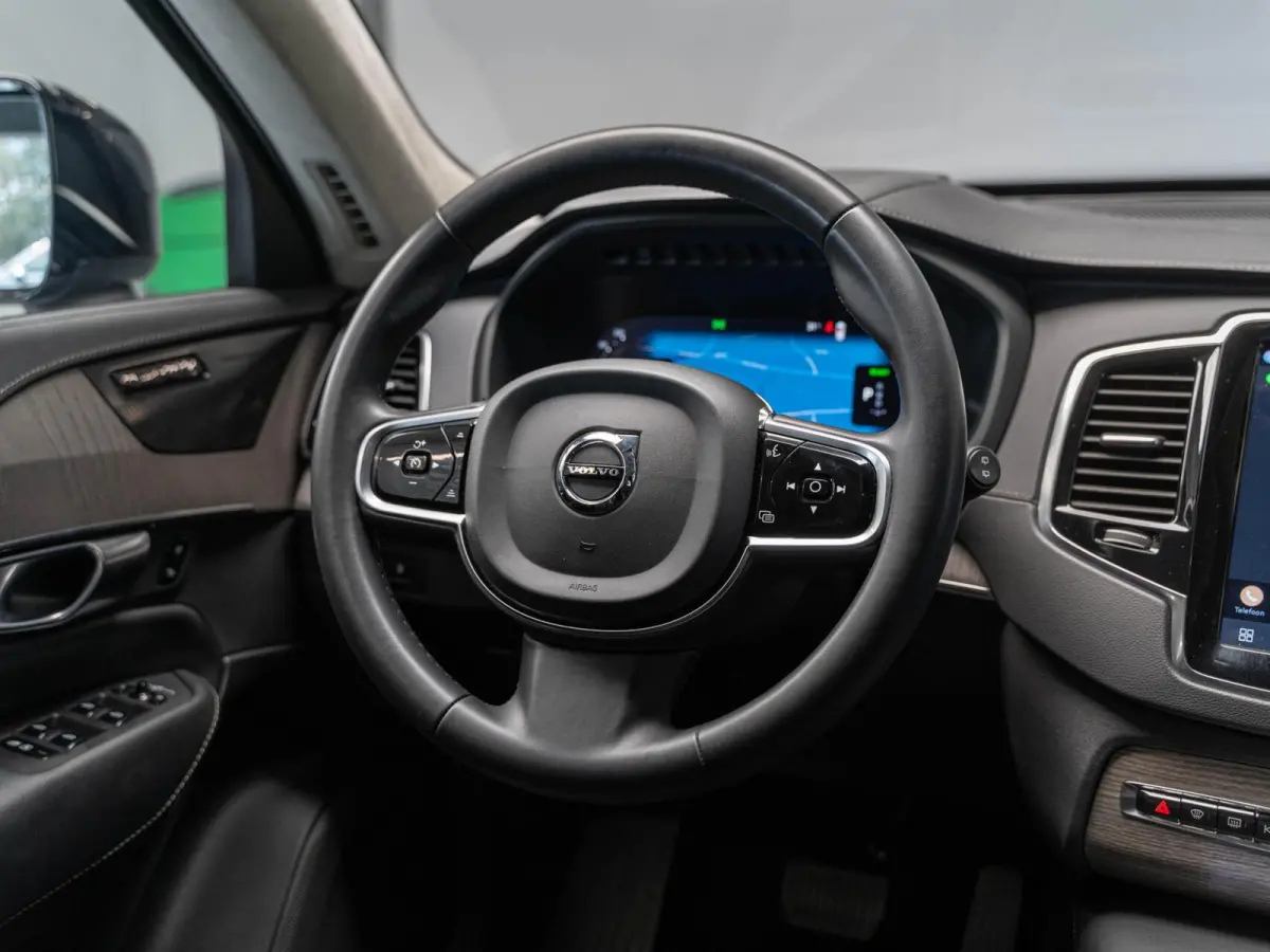 2.0 T8 AWD Ultimate Dark HuD 360° ACC FULL OPTION
