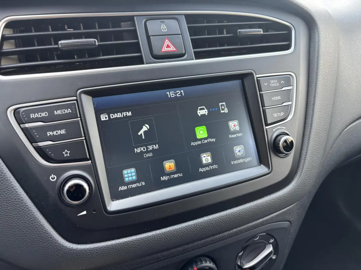 1.2 HP 84pk Comfort | Carplay | Camera | 16 inch | Stoel+stuurverwarming