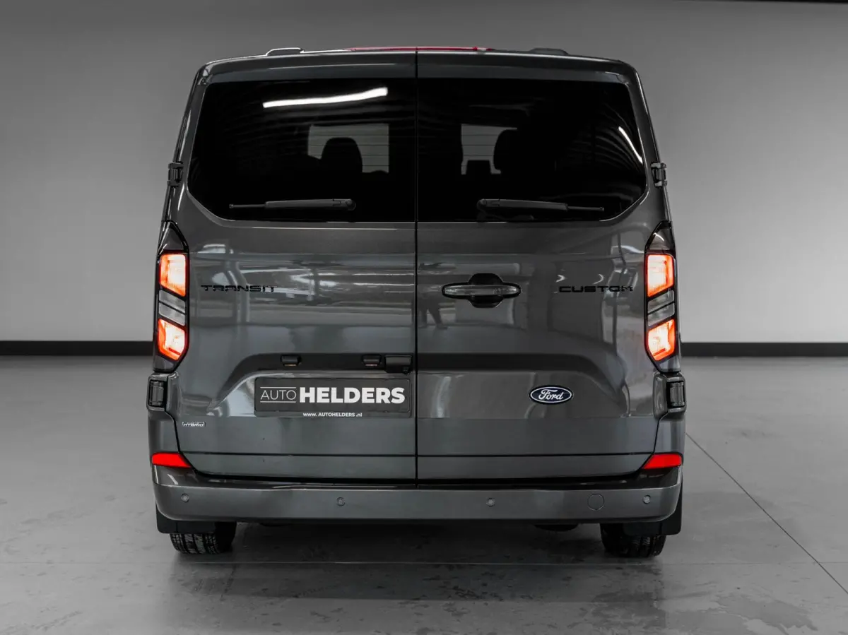 Combi 340 2.5 PHEV L2H1 Limited 9 pers