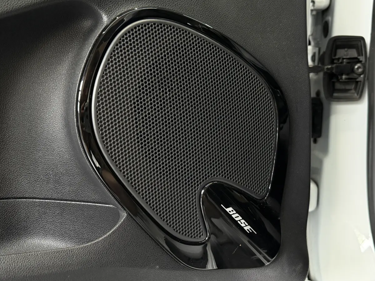 0.9 TCe Bose | Navi | 17" | Cruise control | Stoelverwarming | Camera | Perfect onderhouden!