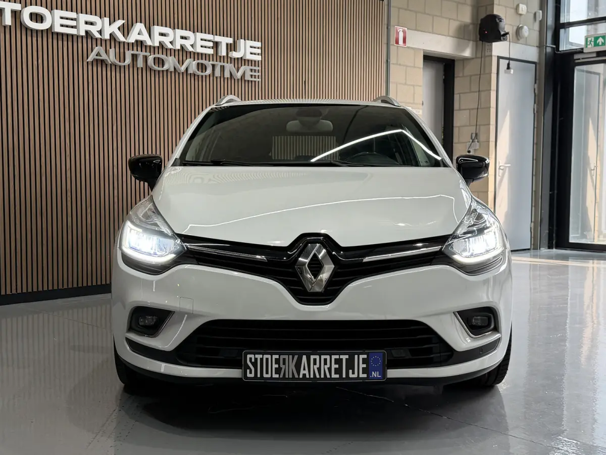 0.9 TCe Bose | Navi | 17" | Cruise control | Stoelverwarming | Camera | Perfect onderhouden!