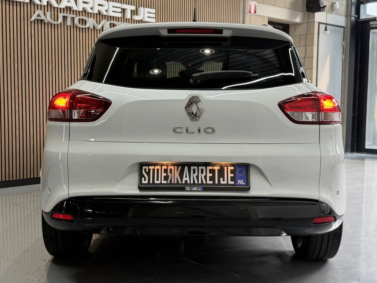 0.9 TCe Bose | Navi | 17" | Cruise control | Stoelverwarming | Camera | Perfect onderhouden!