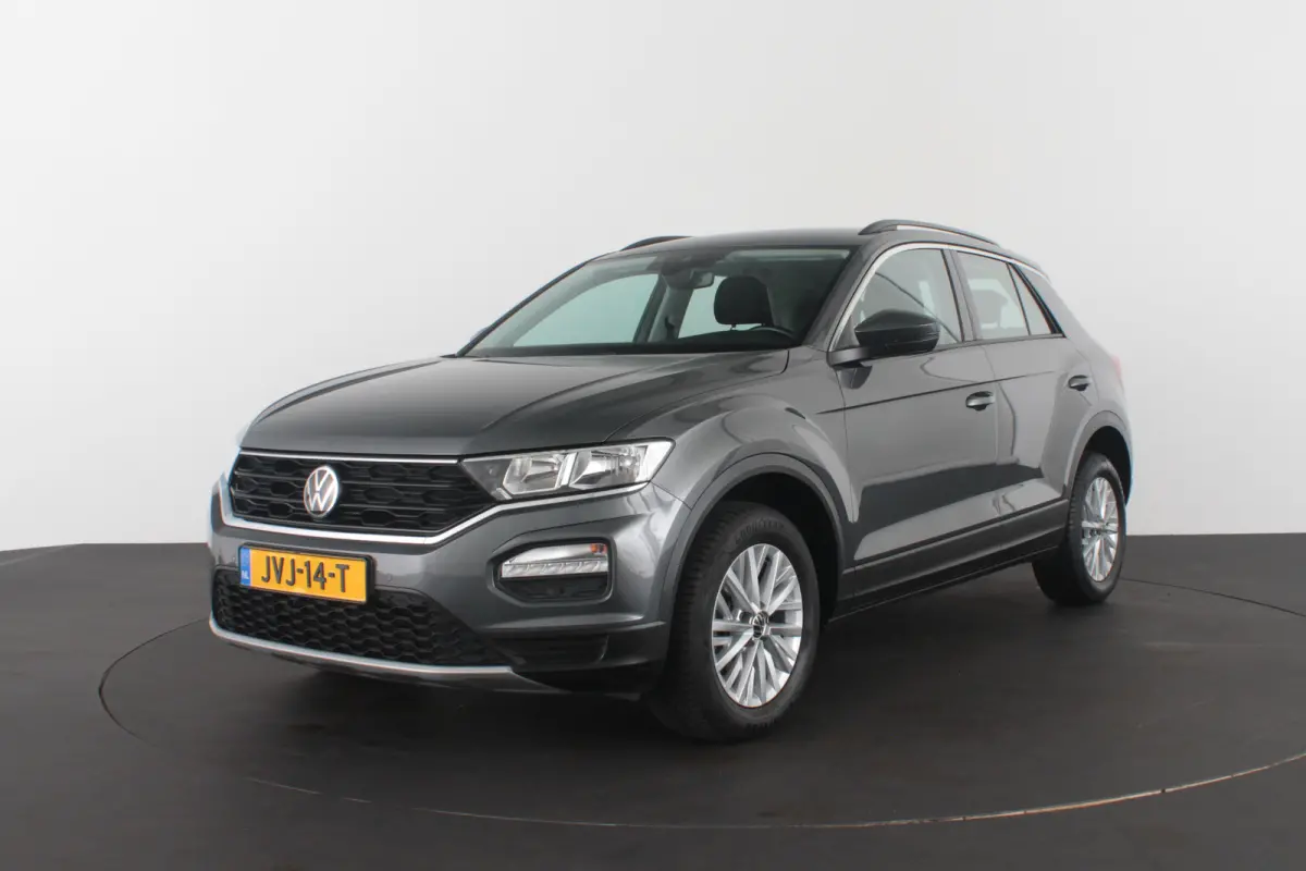 1.0 TSI Style > 110pk/Kleur Indium Grey/Parkeersensoren/navi/All season banden