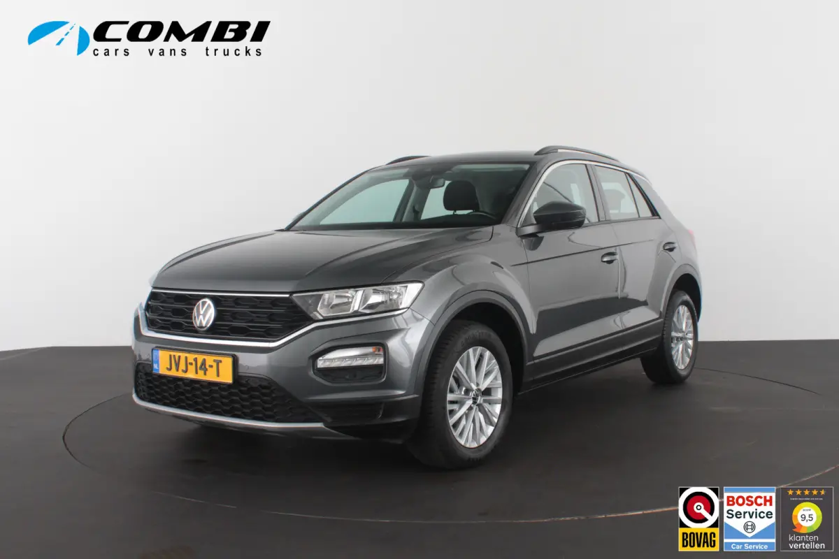 1.0 TSI Style > 110pk/Kleur Indium Grey/Parkeersensoren/navi/All season banden